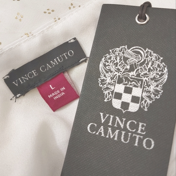 ⭐🆕 Vince Camuto white and gold metallic print mini dress - Picture 12 of 15
